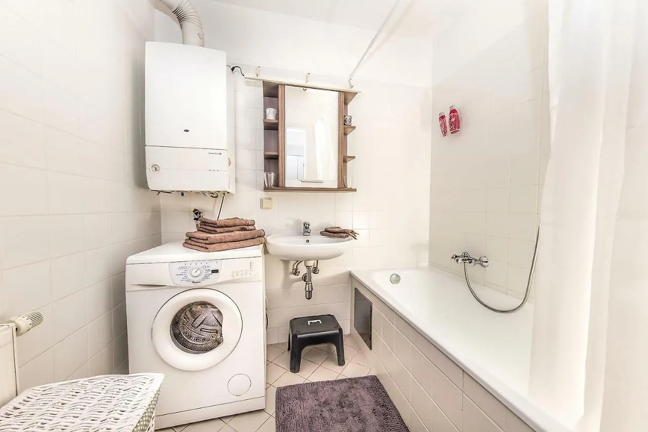 Apartment Klosterneuburger Strasse Vienna